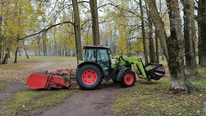 В Запорожскую область доставили партию новой спецтехники