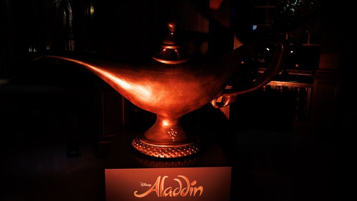 Куда пропал исполнитель легендарной песни 90-х: Почему Антон Дёров так и не стал звездой