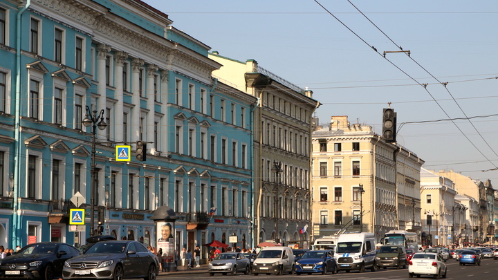 Въезд в загруженный Петербург предлагают сделать платным