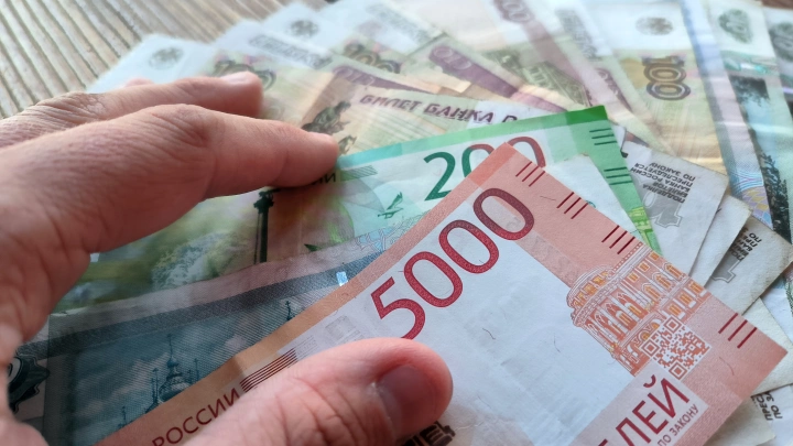 Работодателям разрешат выплачивать сотрудникам до 1 млн рублей за рождение ребёнка
