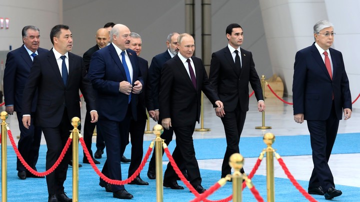 Лукашенко объяснил, почему странам ОДКБ противопоказано ссориться