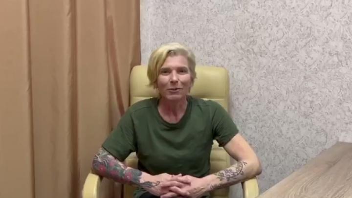 Украинскую националистку Тайру из батальона Азов*  освободили из русского плена