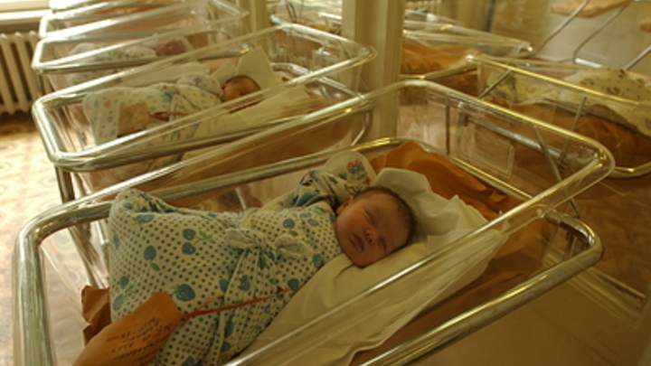 Эвакуация роддома в Омске: В больнице обнаружен неизвестный предмет