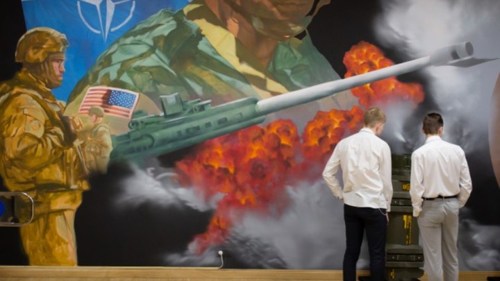 США отправили на Украину самолёты с оружием. Четыре борта уже на месте