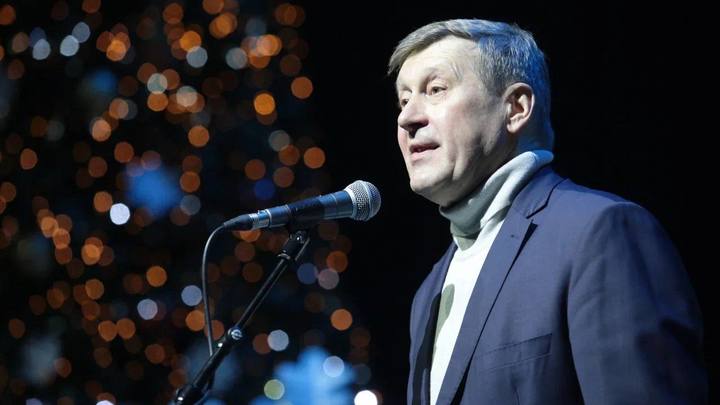 Анатолий Локоть поздравил жителей Новосибирска с Новым годом