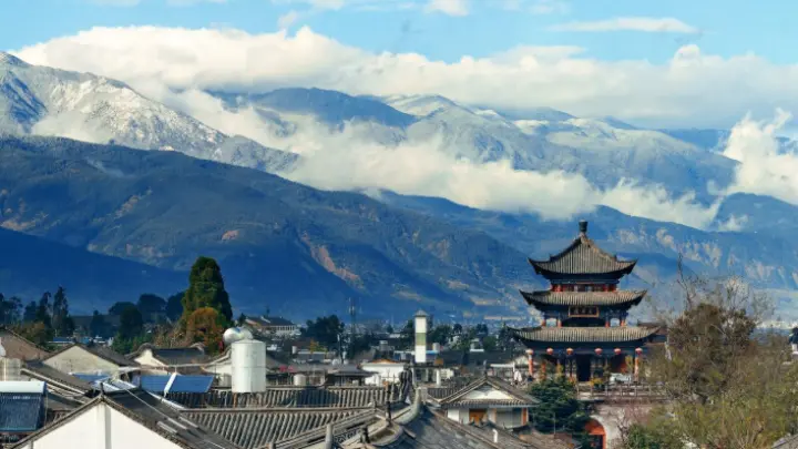 Далай-лама засветился в файлах Эпштейна 169 раз. А Копперфилд был помолвлен на острове финансиста