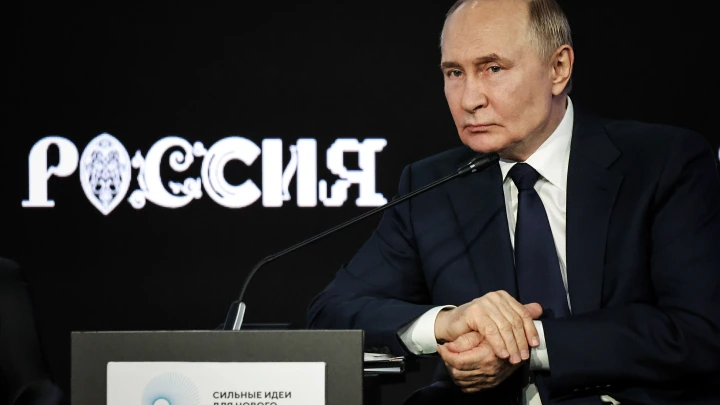 Владимир Путин ужесточает наказания: до 30 тысяч рублей за разглашение гостайны