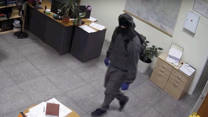 Сказка о трёх медвежатниках: в Ленобласти полиция показала видео о взломщиках сейфов