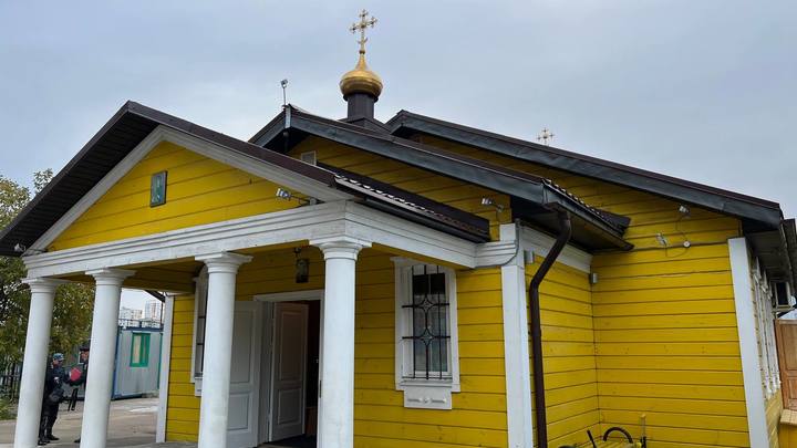 Вторая церковь Новой Москвы приняла великую святыню - мощи Преподобного Сергия