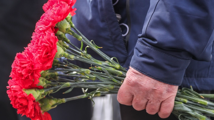 В Книгу памяти УМВД России по Архангельской области внесли имена погибших полицейских