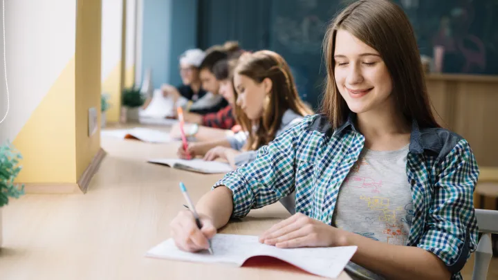 Всё равно не пьют: в Ленобласти отменят бесплатное молоко для школьников