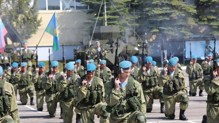 В Новосибирске 2 августа началось празднование Дня ВДВ