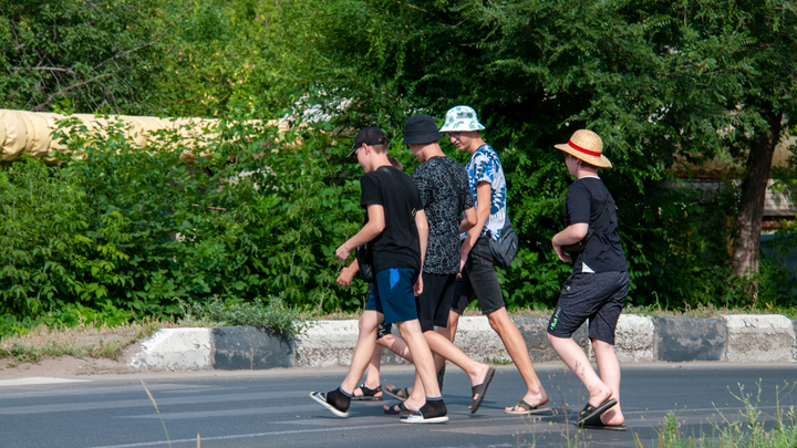 В центре Перми группа подростков напала на девушку