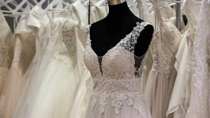 Было неуклюже: Канадской активистке пришлось оправдываться за идею запретить отношения мужчин и женщин