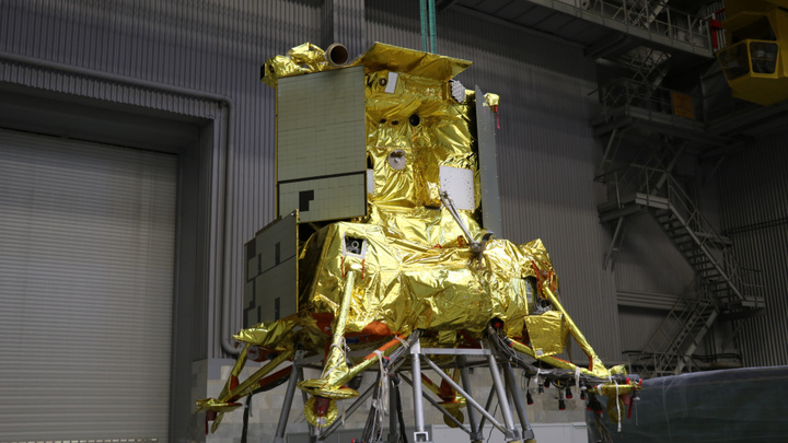 Загадка крушения Луны-25: Гендиректор Роскосмоса назвал виновника аварии