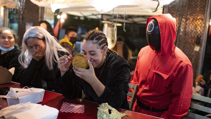 Невероятно, но факт: Зачем в Южной Корее арендуют людей?