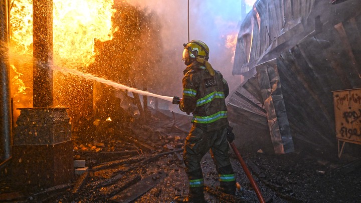 Число погибших при взрыве в ночном клубе Баку увеличилось
