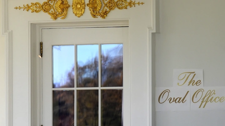 Мамой клянусь, даже я не знал: Генри Сардарян о ролях в Белом доме. Вот как всё работает