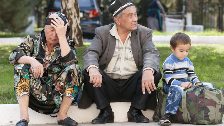 Страна, из которой бегут. На что похож главный мигрантский донор России?