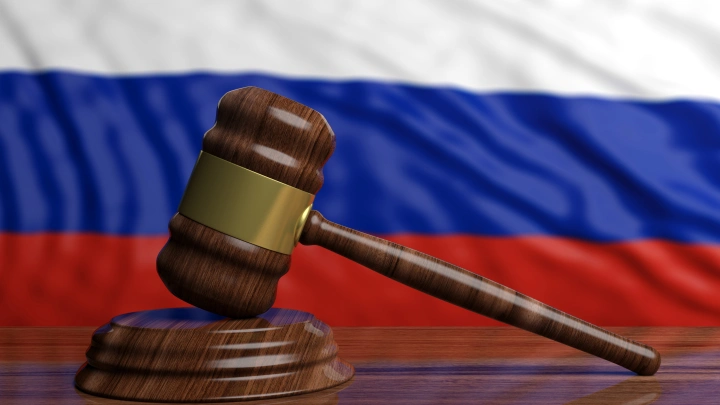 Врио замгубернатора Курской области Базаров отправлен под арест по делу о хищениях