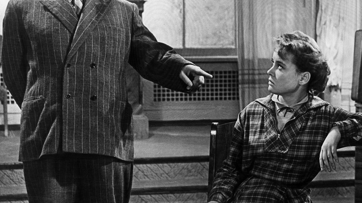 Чудовищная пошлость или шедевр? На что Рязанов спустил миллион