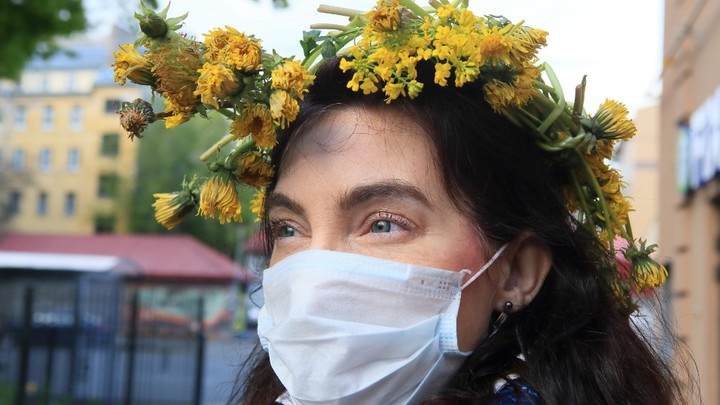 Вспышка неизвестной пневмонии в школе Екатеринбурга: 2500 учеников ушли на удалёнку - источник