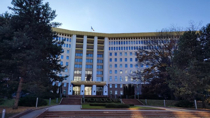 Молдавские депутаты решили навести порядок на дорогах