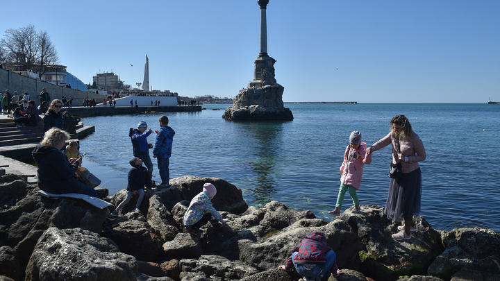 О чём говорят взрывы в Крыму? Военный эксперт дал подсказку по новым диверсиям