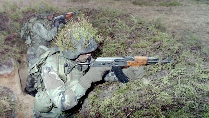 Военкор Коц: ВСУ действуют в Курской области малыми группами