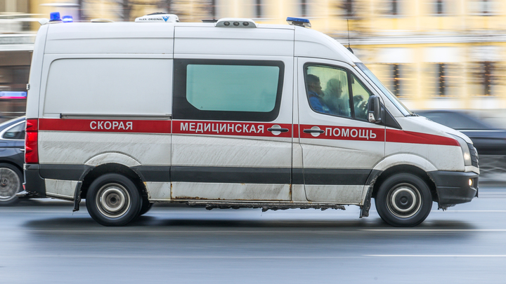 Из отдела полиции в Петербурге скорая увезла начальника. Позже он умер в больнице