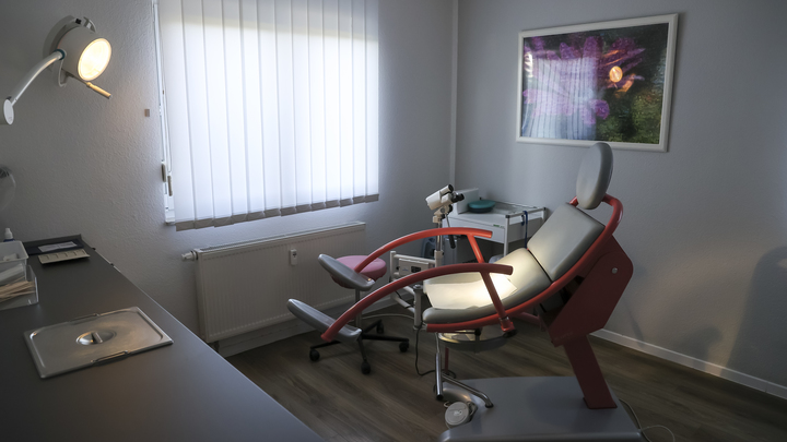 В Новосибирске пациентке гинеколога вызвали психбргаду из-за устроенного скандала