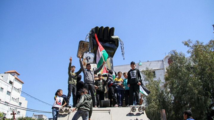 Израильские ВВС ударили по сектору Газа: Уничтожен оружейный завод