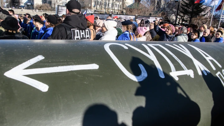 Труба из Суджи в Екатеринбурге: где и сколько простоит, можно ли пролезть