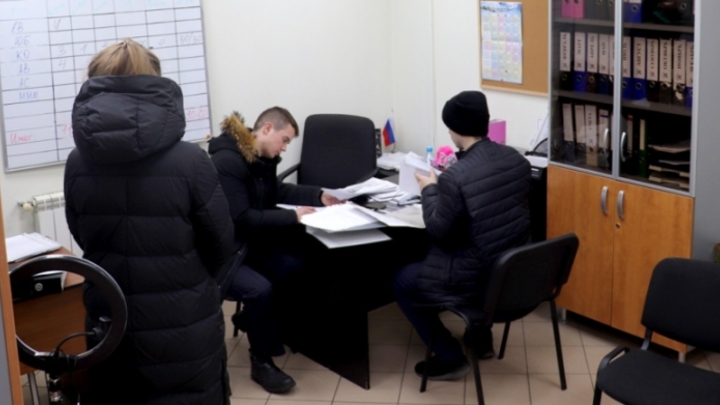 В Красноярске две юридические фирмы массово обманывали пенсионеров