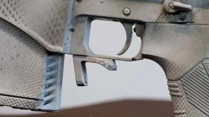 В Краснодаре разыскивают балконного стрелка. Неизвестный ранил прохожую из пневматики