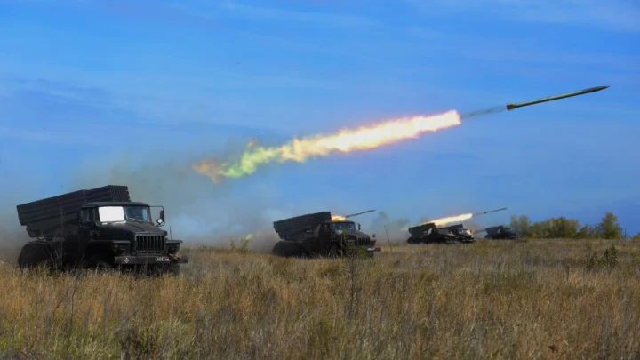 Военный эксперт Кнутов: атаки ВСУ на военные аэродромы готовились в России