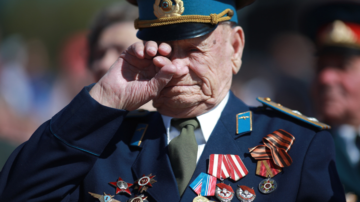 Ветеранов Великой Отечественной войны всё меньше, оскорблений всё больше