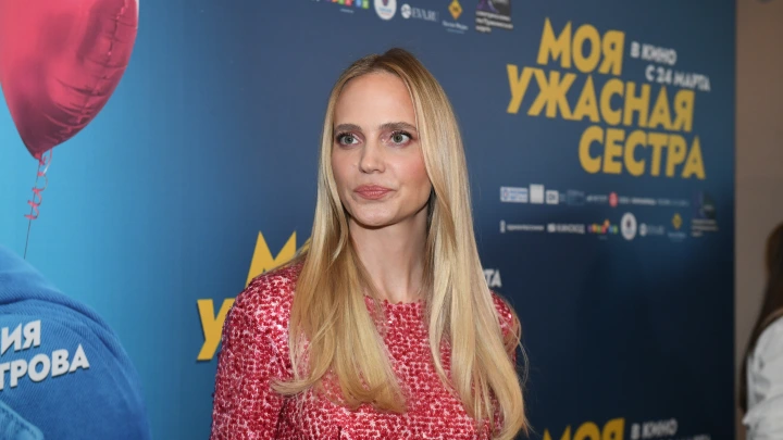 Маски сброшены: как Глюк’oZа стала Натальей Ионовой и получила лайк от Лолиты из-за нового имиджа
