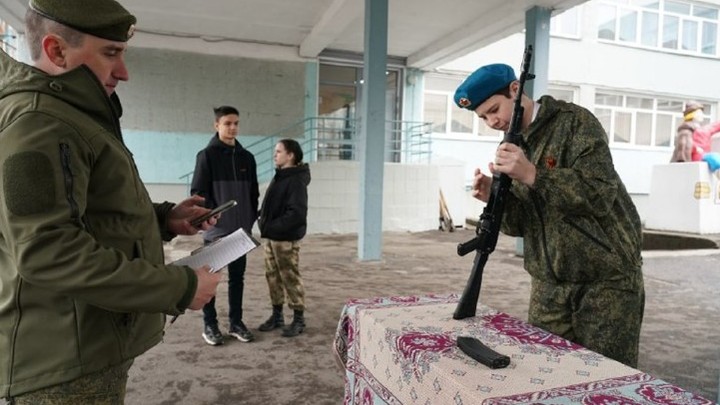 В Кемерове провели репетицию торжественного Парада Победы