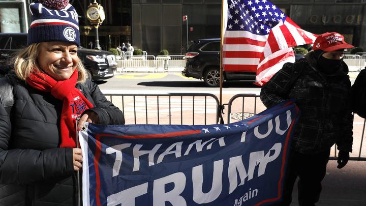 CNN проник в окружение Трампа и узнал о повторении MAGA