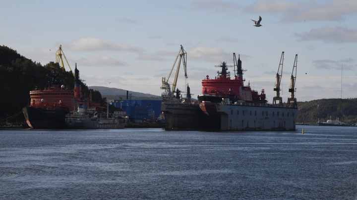 Первые последствия потолка цен. У берегов Турции образовалась пробка из нефтяных танкеров