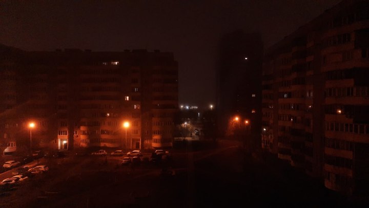 На севере Махачкалы новый бунт - из-за света. Чиновники срочно выехали на переговоры
