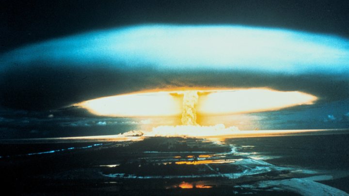 Страшнее Чернобыля и Фукусимы: США превратили райские острова в мёртвую зону Страшнее Чернобыля и Фукусимы: США превратили райские острова в мёртвую зону