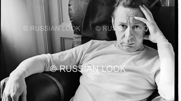 Классическая киноистория о несостоявшейся любви с любительским вокалом и французским привкусом