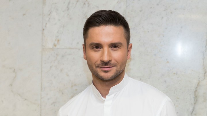 Выступать ZаРоссию Лазарев не отказывался: Представители певца оправдались за казус