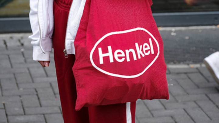 Немецкий производитель косметики Henkel заявил, что остаётся в России