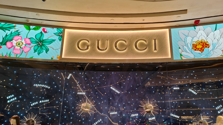 Индустрия моды превращается в лобби педофилов. Наследница Gucci нашла виновного
