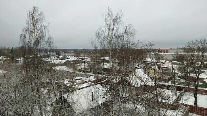 В Прикамье из-за лопнувшей трубы жители целого поселка несколько дней сидят без воды