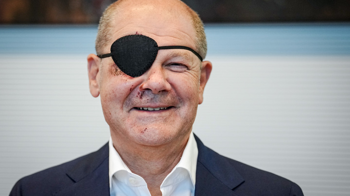 Шольц - слабое звено? Эксперт указал на тревожный звоночек для ФРГ после травмы канцлера