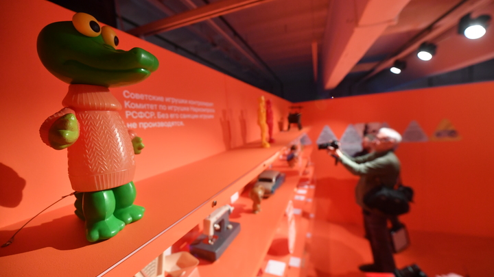 Недетские разборки: Немецкого рэпера призвали заплатить за песню Крокодила Гены